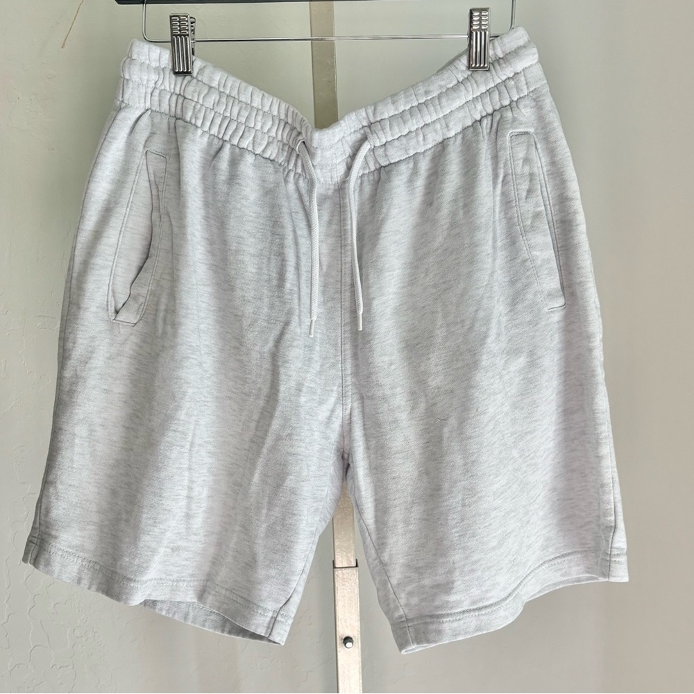 H&M Divided Men’s Gray Melange Elastic Waist Sweatshorts, Size Medium